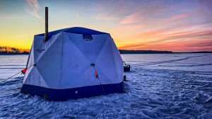 КАЖЕТСЯ МЫ ГОРИМ! НИКОГДА ТАК НЕ ДЕЛАЙТЕ! Зимняя рыбалка 2024 в МОРОЗ.