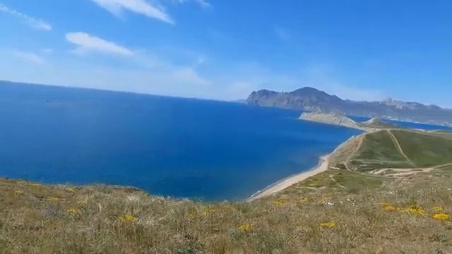 За красивыми фото в Тихую бухту Коктебеля