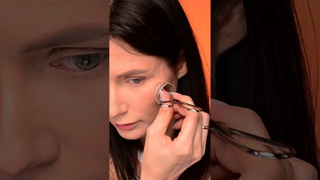 Быстрый макияж на Хэллоуин