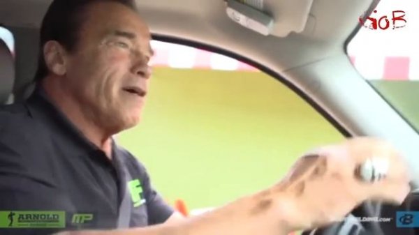 Арнольд Шварценеггер (Arnold Schwarzenegger) - Экскурсия по пляжу Венус !!! (часть 1)