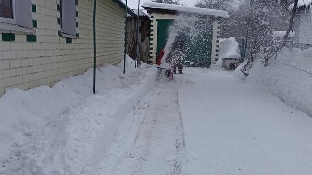 обвал в горах... устраняем последствия мотоблоком???. смотреть онлайн