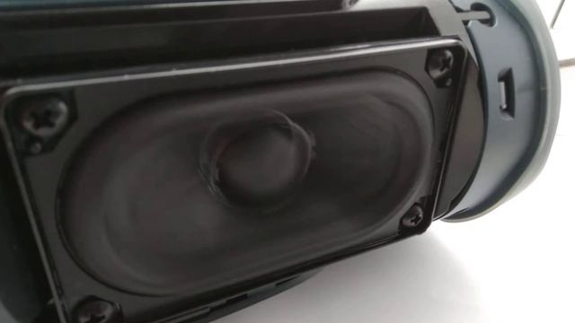 ?LFM Динамик JBL CHARGE 4 GG? смотреть онлайн