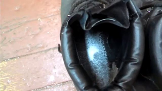 Как избавиться от неприятного запаха носков смотреть онлайн