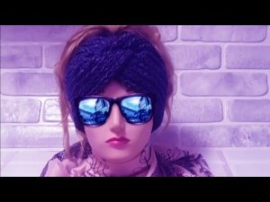 Самая модная повязка на голову спицами.