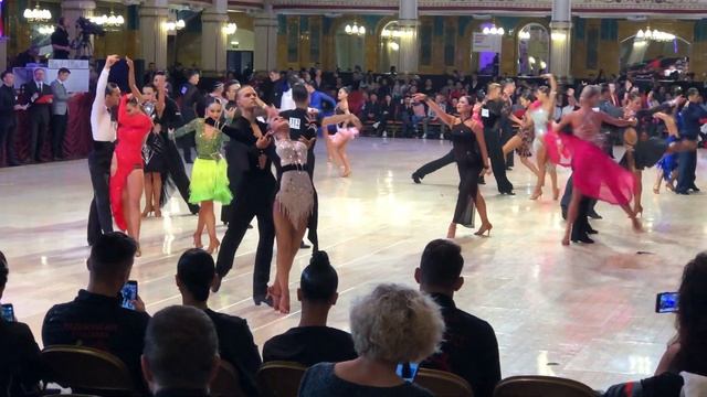 Semenov Artem- Markina Darya, Rumba, Blackpool 2019 смотреть онлайн