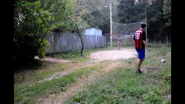 Мы играем в футбол (We play football) смотреть онлайн