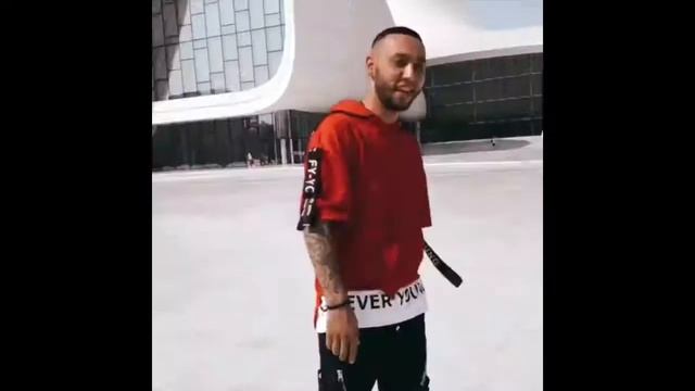 Бабек приезжает  в Ресто-Бар Баку!