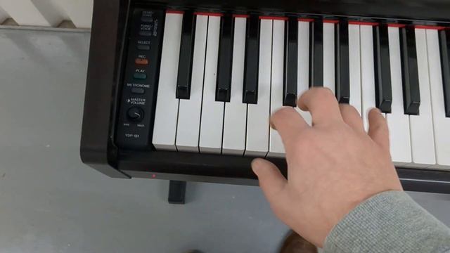Yamaha Arius YDP-131 digital piano in dark rosewood finish stock number 23141 смотреть онлайн