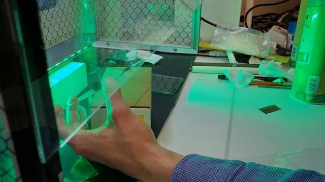 Замена стекла  Samsung A51 A515. Мелкий сахар.