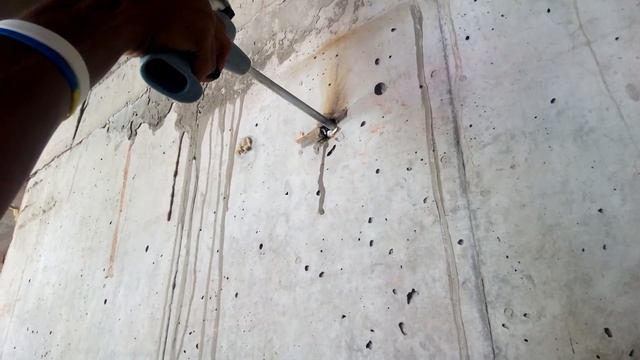 68% cost saving using Expanding Polyurethane (PU) Foam Spray Sealant to seal Tie rod holes смотреть онлайн