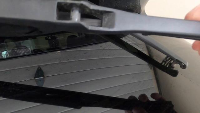 Replace rear wiper blade 2014 Lexus RX 350 смотреть онлайн