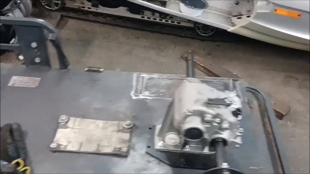 Реверс-редуктор на мотобуксировщик-толкач Вепс. смотреть онлайн