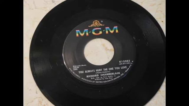 Richard Chamberlain ''You Always Hurt The One You Love'' смотреть онлайн