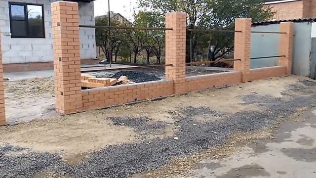 Кирпичные колонны для забора смотреть онлайн