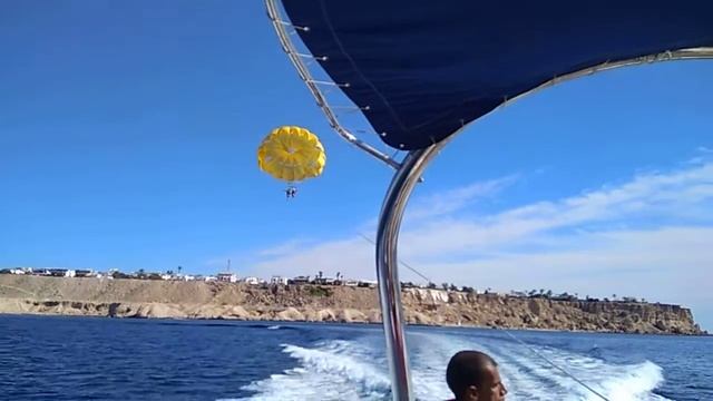 Шарм Эль Шейх.Полет на парашуте над красным морем. смотреть онлайн