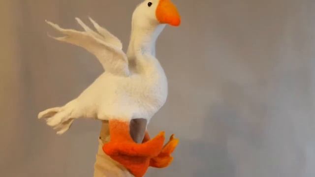 Перчаточная кукла Гусь. Игрушка на руку. Елена Рагулина livemaster.ru/kudelinka смотреть онлайн