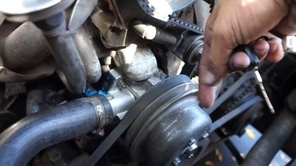 1995 Volvo 940 water pump install tips