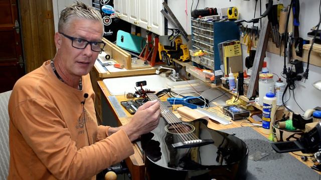 Fender Scorpion Acoustic/Electric Has Issues смотреть онлайн