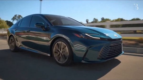 2025 Toyota Camry : Futuristic Design, Smart Tech, and More