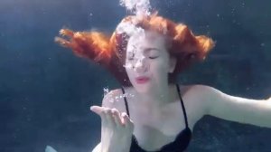 Красавица под водой