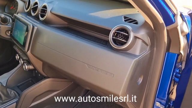 DACIA Duster 1.5 Blue dCi 115cv 4x2 COMFORT / BLUE IRON METALLIZZATO смотреть онлайн