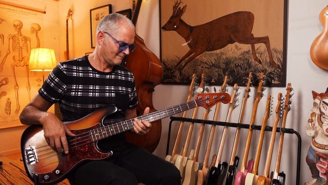 Groovy Pbass with sliding fill - FREE PDF смотреть онлайн