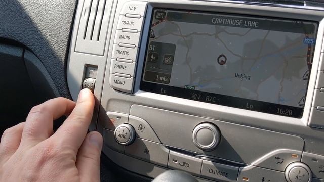 Ford Kuga 2.0 TDCi Titanium смотреть онлайн