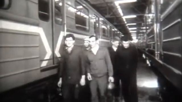 Труд, Профессии, Слесарь по ремонту подвижного состава смотреть онлайн