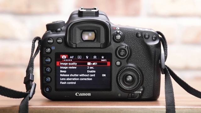 How to format a memory card on a DSLR Camera смотреть онлайн