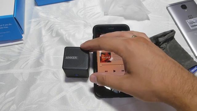 Anker Ultra Portable Wireless Bluetooth Speaker смотреть онлайн