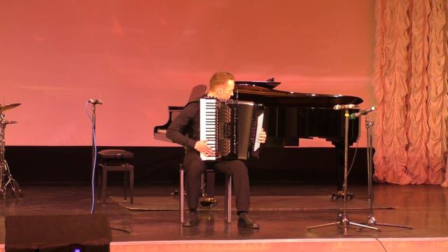 А.Белошицкий" Концертный триптих в испанском стиле", III часть Юрий Степанов (аккордеон) Новосибирс смотреть онлайн