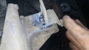 Ремонт тросов кпп на пежо.  Как Пежо Тойотой стать мечтал, да подвёл его металл. Всех С Днём Победы