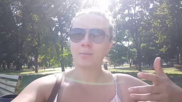 Все просто устали. Немножко слабости(( Жизнь харьковчан от ракет до цветущих клумб. смотреть онлайн