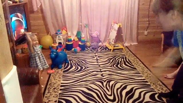 Ребенок ругается с мамой смотреть онлайн