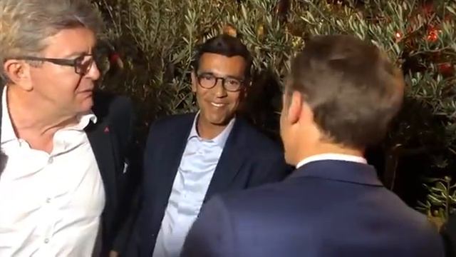 Rencontre entre Emmanuel Macron et Jean-Luc Mélenchon sur le Vieux Port de Marseille смотреть онлайн