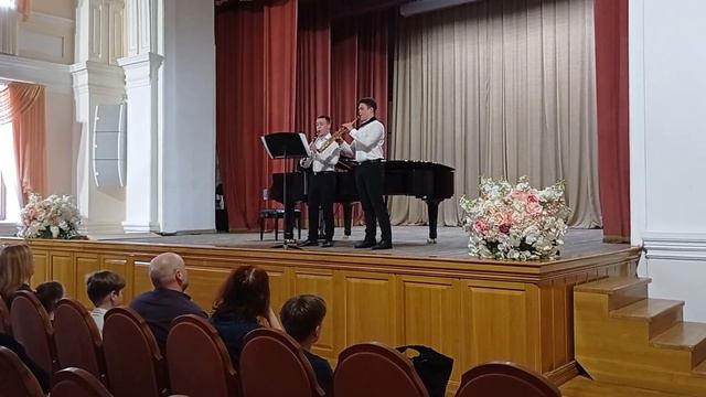 И. С. Бах. Дуэт F-dur (кларнет, саксофон). смотреть онлайн