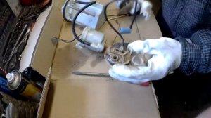 Toyota RAV 4 2007г.в./Ч .2/Снимаем топливный бак,горловину,модуль/Remove the fuel tank,neck, module