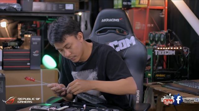 [ ? ThxCom Live ]แกะการ์ดจอ ลองเล่น ASUS STRIX RTX2080 O8G กับจอ 4K 144Hz G-Sync смотреть онлайн