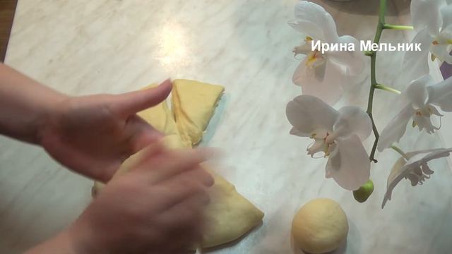 Самые ВКУСНЫЕ булочки с зеленым луком к БОРЩУ! Рецепт теста для булочек как ПУХ! смотреть онлайн