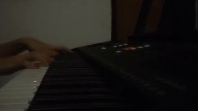 Rock' N Roll - Avril Lavigne (Teclado Cover) смотреть онлайн
