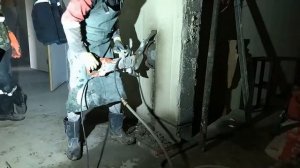 Резка проема в керамзитобетоне Husqvarna K4000 CUT N BREAK