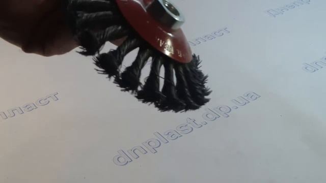 Щетка крацовка диск с наклоном 125мм, гайка М 14 закруч проволка смотреть онлайн