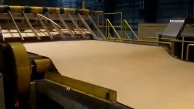 Процесс изготовления шпона смотреть онлайн