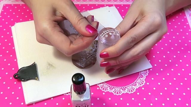 Стемпинг на День Святого Валентина на гель лак TNL/ Stamping Nail Art for Valentine's Day! смотреть онлайн