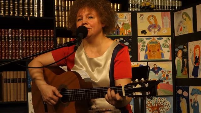 Людмила Катерисова - "Гулкая гамма по клавишам лестницы вверх" ст.Натальи Мурзиной смотреть онлайн