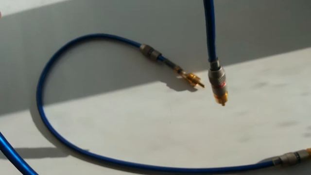 Wireworld Oasis 2 RCA Cable смотреть онлайн