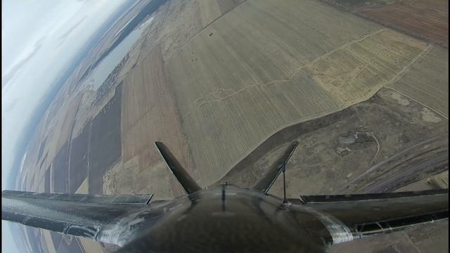 AtomRC Dolphin Поставил камеру заднего вида. смотреть онлайн