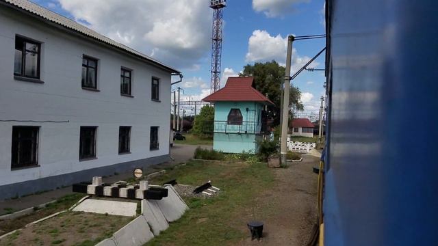🇺🇦 Прибытие на станцию Ромодан под стук колёс на поезде 149 Кременчуг-Ворохта смотреть онлайн