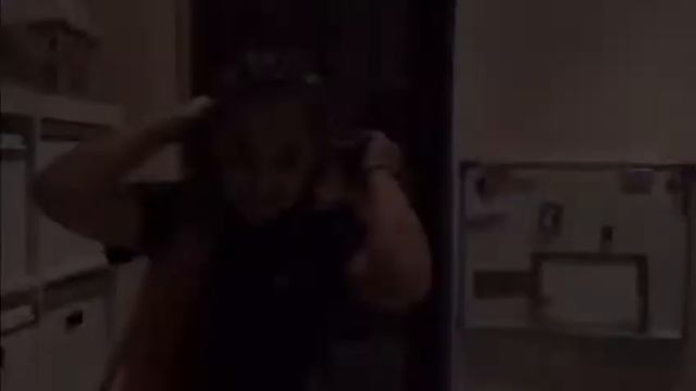 Расплетение боксёрских косичек (НЕ ДО КОНЦА)