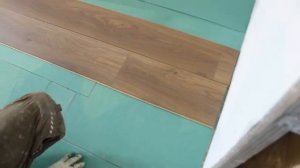 Укладка Ламината Часть 1 Смотрим! Делаем.